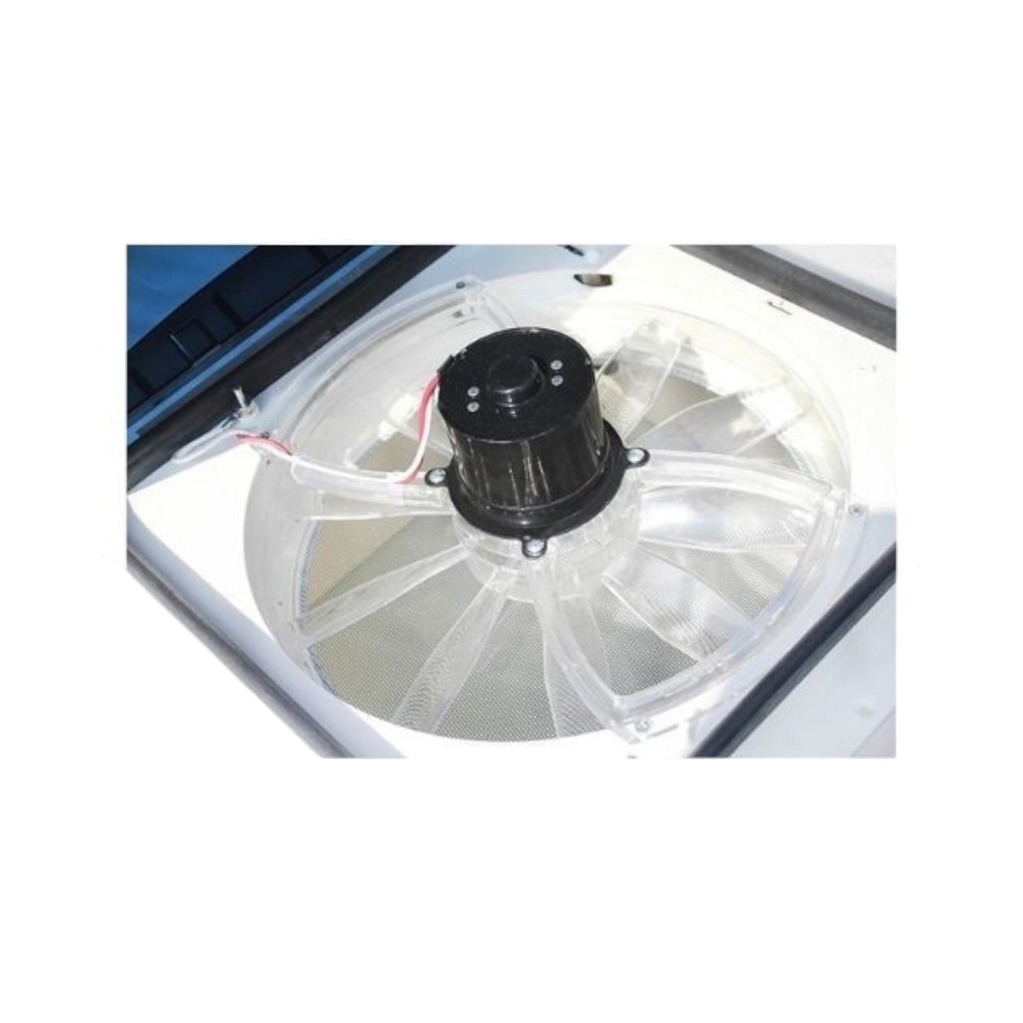 manual caravan roof vent for air and rain control