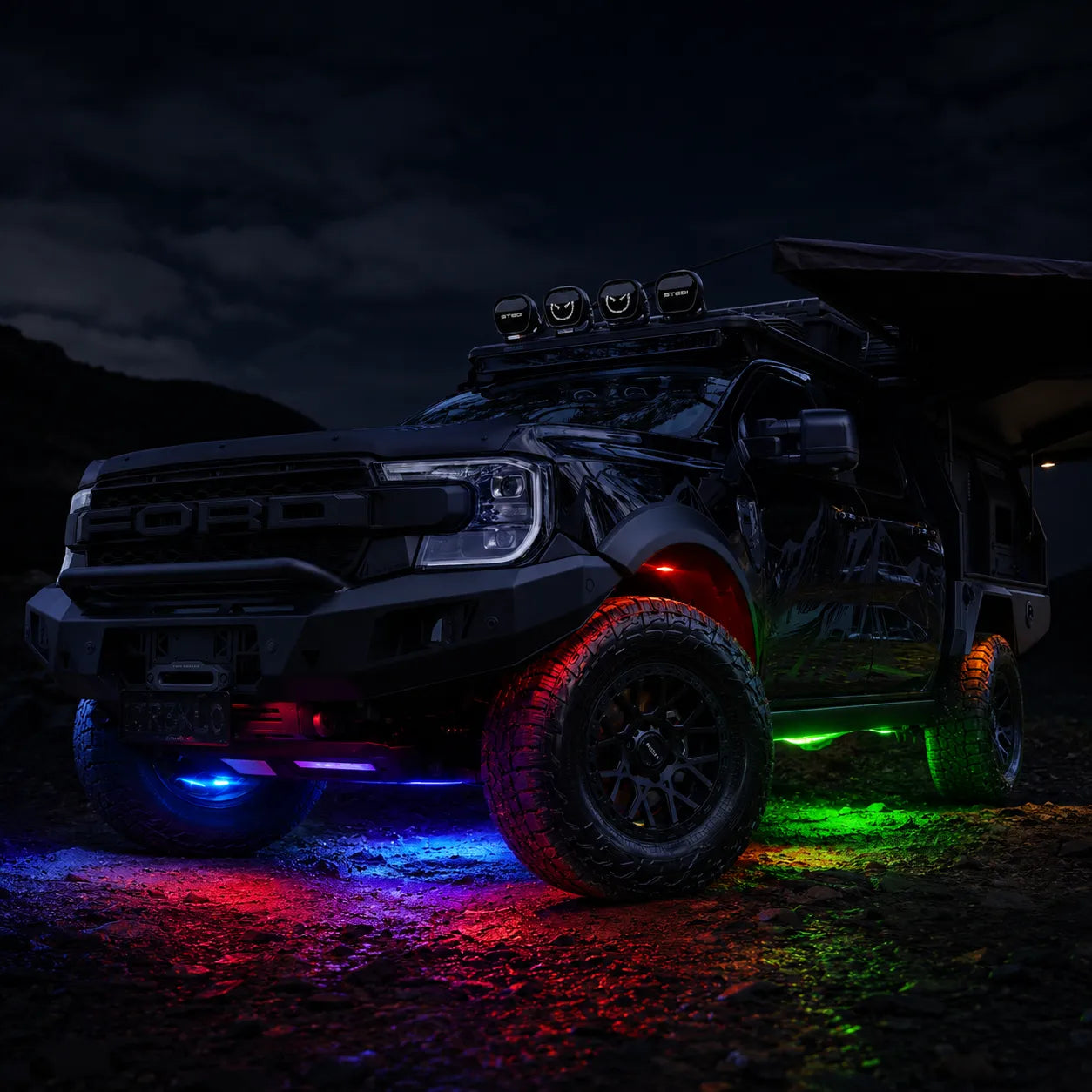Multicolour rock lights for custom vehicle accent lighting