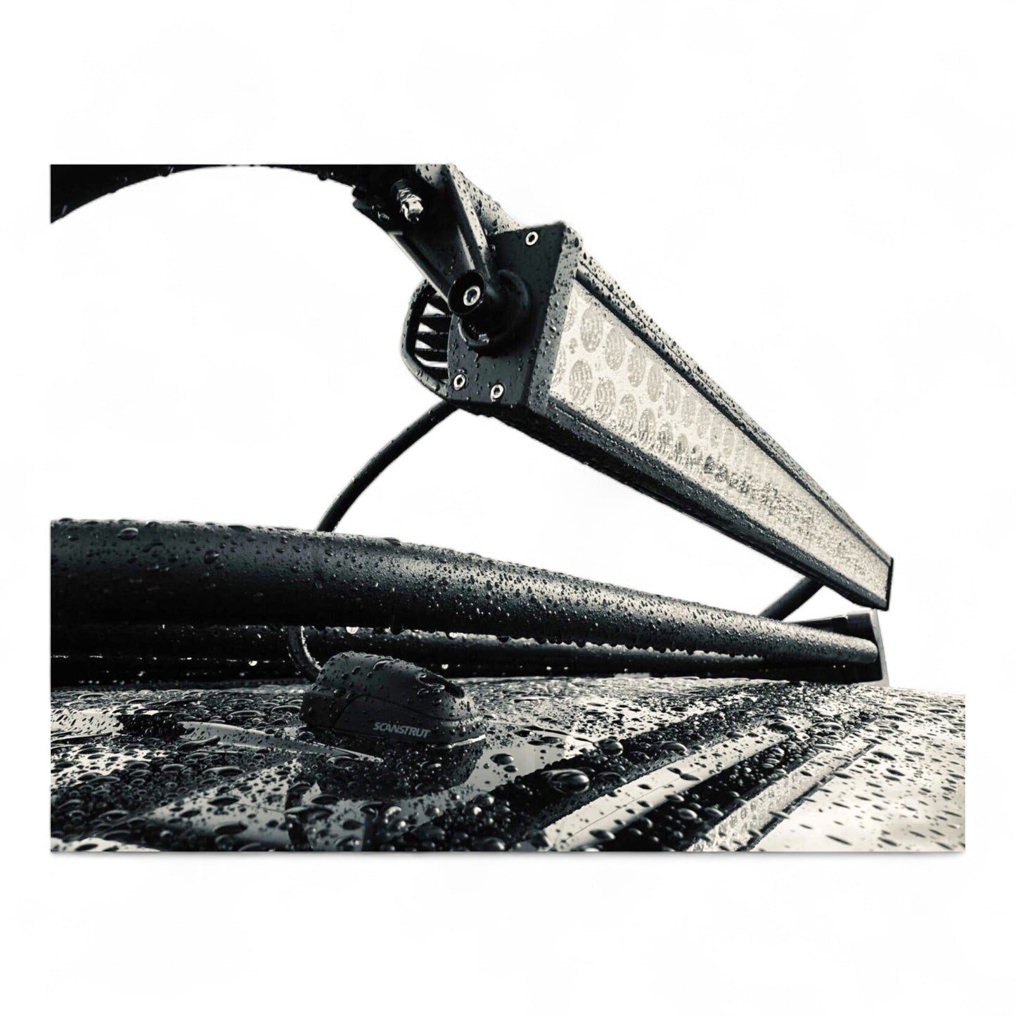 Black cable gland 6-10mm for caravan and campervan roofs