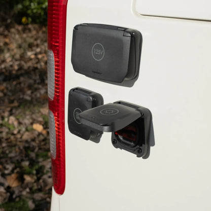 Ventura Series external Anderson solar connection for easy panel hookup