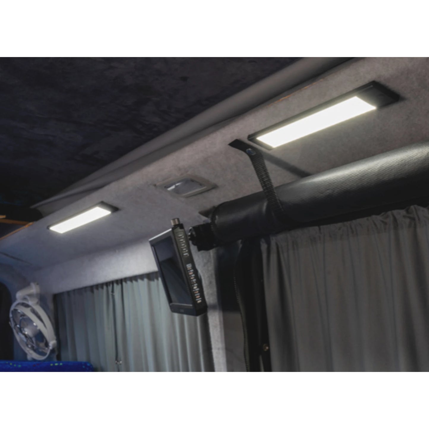 Caravan tri-color dimmable interior light for adjustable lighting
