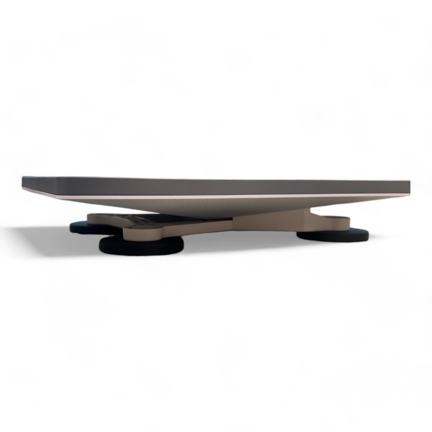 starlink mini flat magnetic mount suitable for touring and remote travel