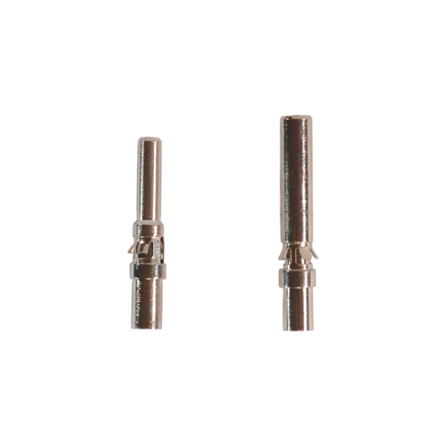 MC4 plug and socket pair shown on workspace