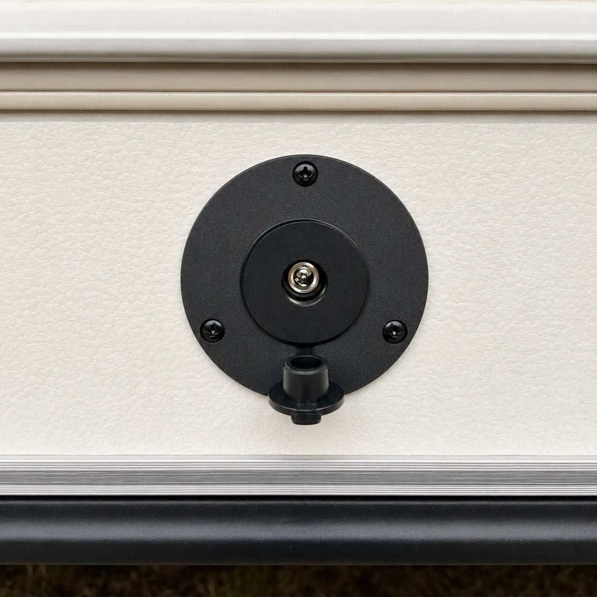 Heavy duty Starlink Mini power port for permanent external installation